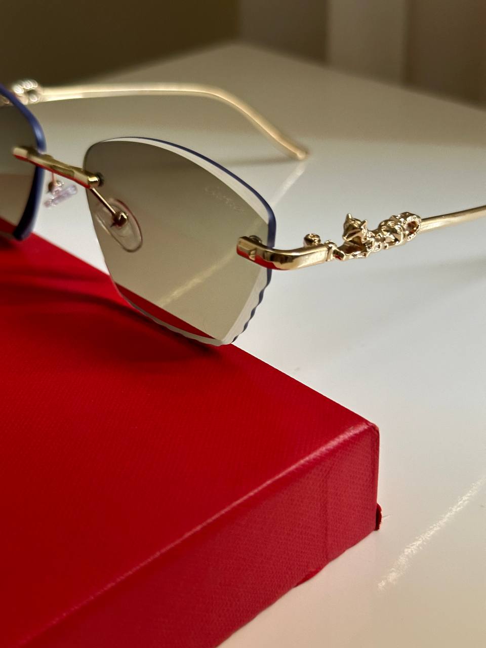 عینک مستر کوالیتی پارت امارات کارتیر فوتوکرومیک کد ۷۳۹۳۹ Cartier