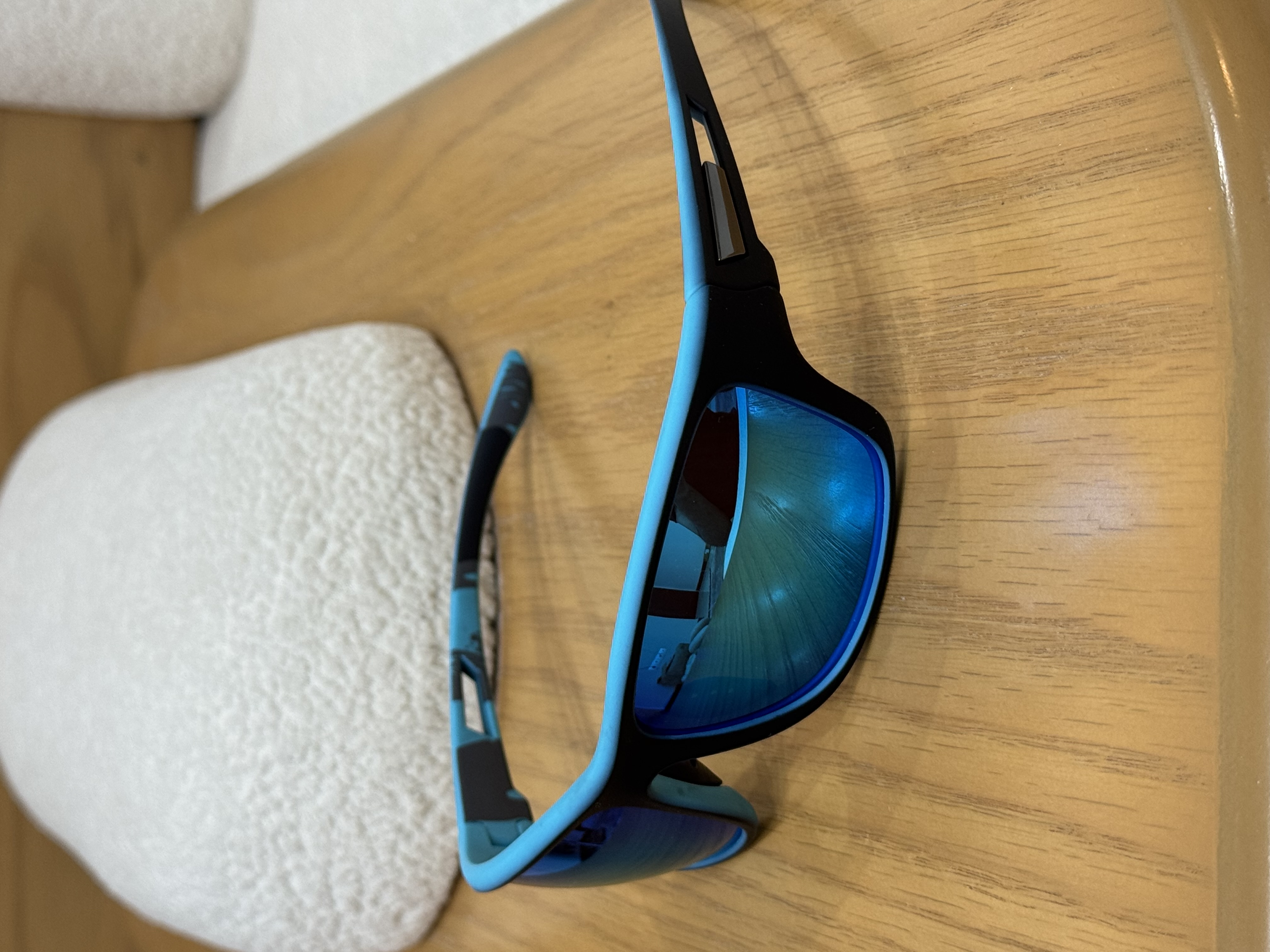 عینک‌ورزشی کد ۲ Sport glasses