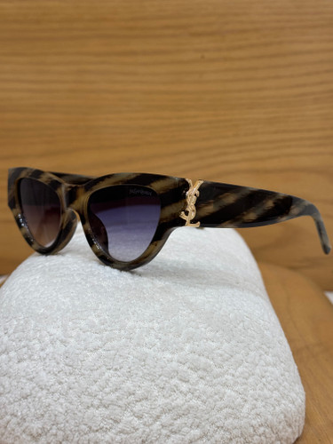 عینک گوچی کد ۱ Gucci